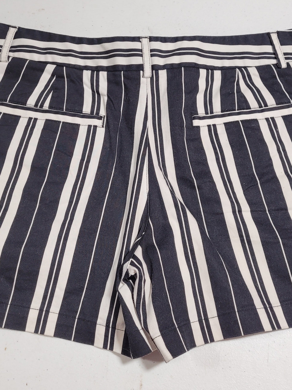 Jones New York Navy and White Vertical Stripe Flat-Front Shorts - Picture 3 of 3